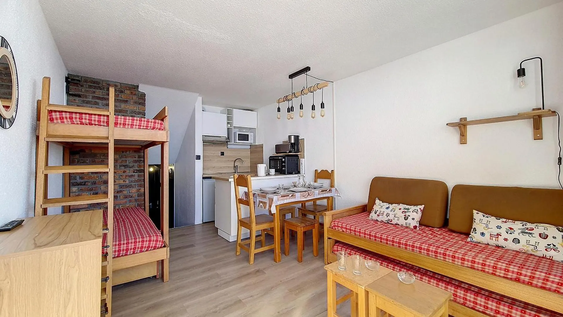 Studio Lumineux 4 Pers, Acces Pistes, Balcon So, Pres Commerces Et Remontees, Non Fumeur, Animaux Refuses - Fr-1-344-990 Saint-Martin-de-Belleville 0*,  France